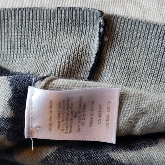 Talbots Merino Wool Blue and Gray Sweater Size MP - Picture 6 of 9